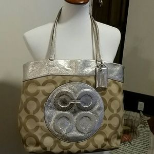 Coach Julia Op Art Perry Tan & Gold Jacquard Leath